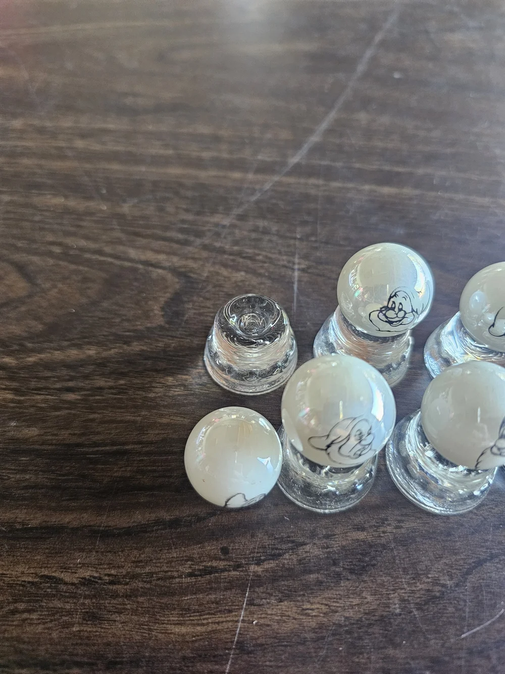 Glass Snow Globe Place Card Holders — Iridescent White 💜💜